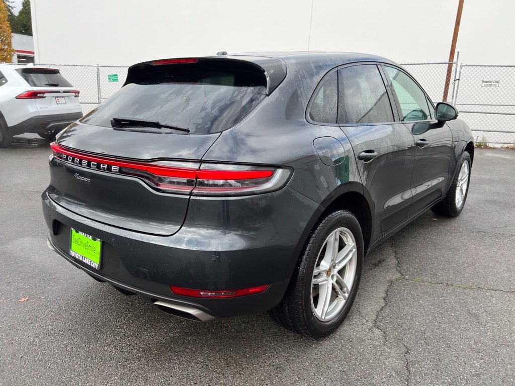 2021 Porsche Macan Base