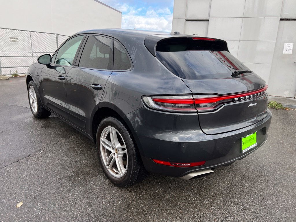 2021 Porsche Macan Base