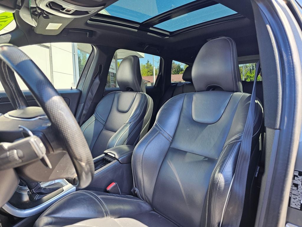 2016 Volvo XC60 T6 R-Design Platinum -AWD
