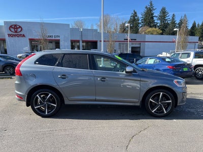 2016 Volvo XC60 T6 R-Design Platinum