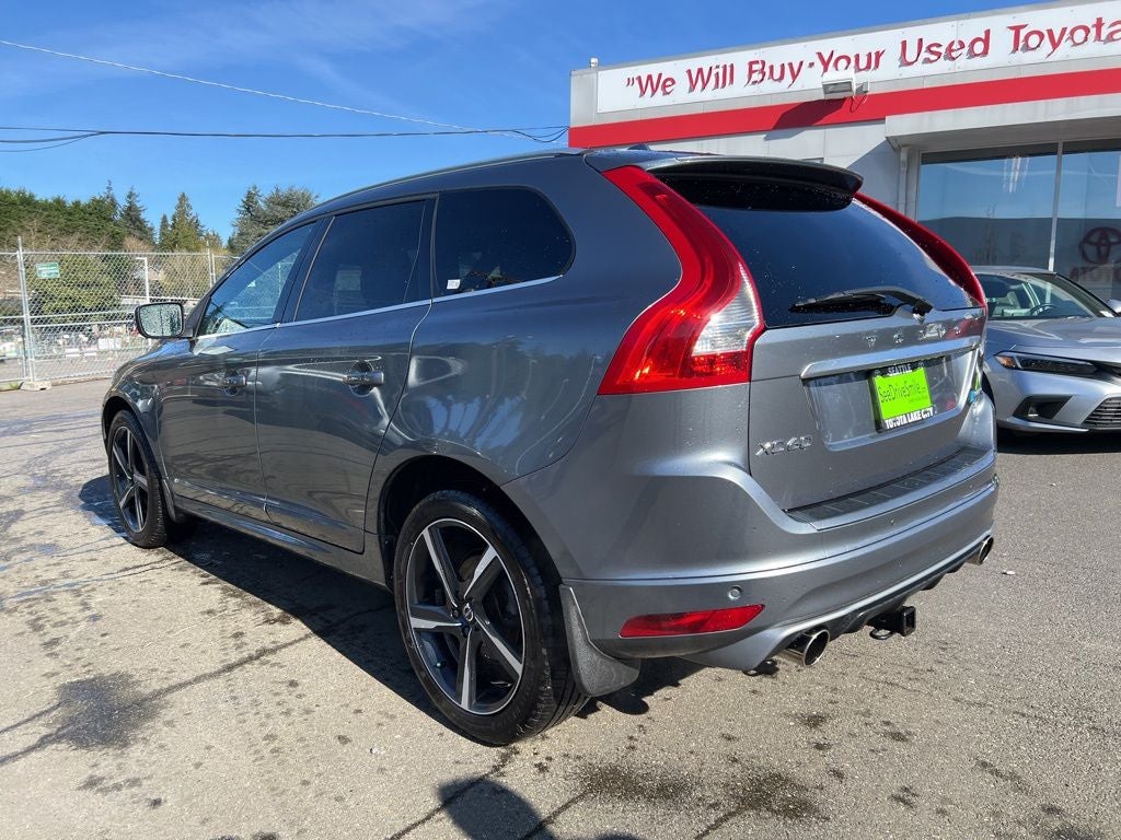2016 Volvo XC60 T6 R-Design Platinum