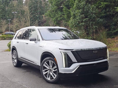 2026 Cadillac VISTIQ Luxury