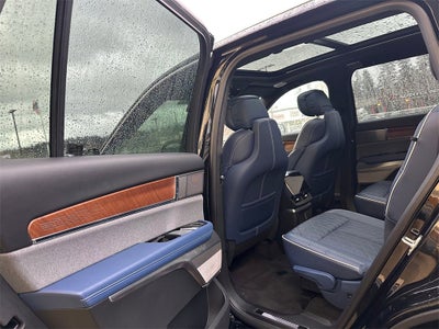 2026 Cadillac VISTIQ Premium Luxury