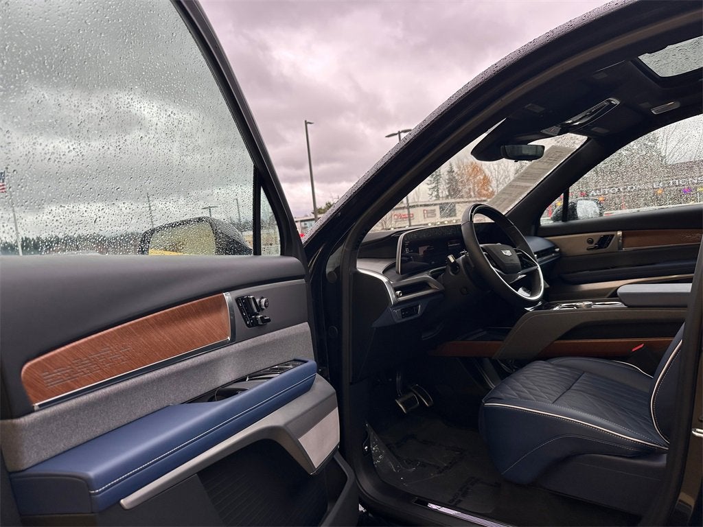 2026 Cadillac VISTIQ Premium Luxury