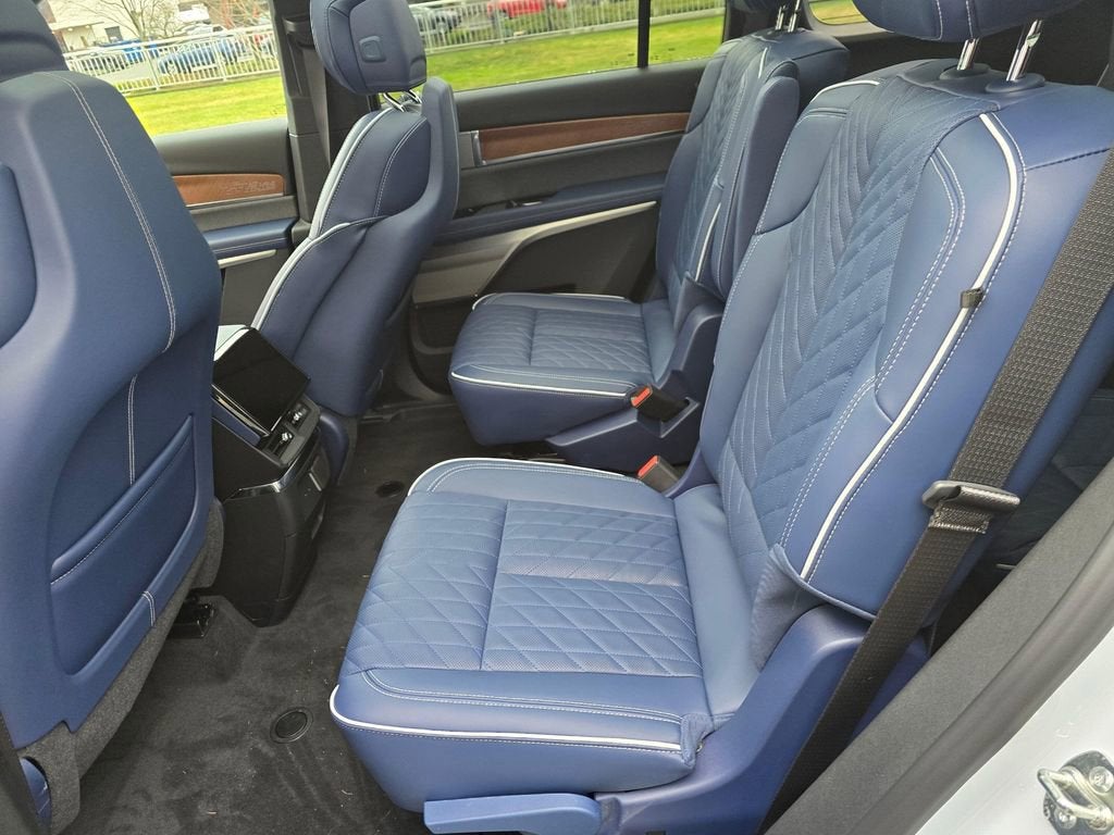 2026 Cadillac VISTIQ Premium Luxury