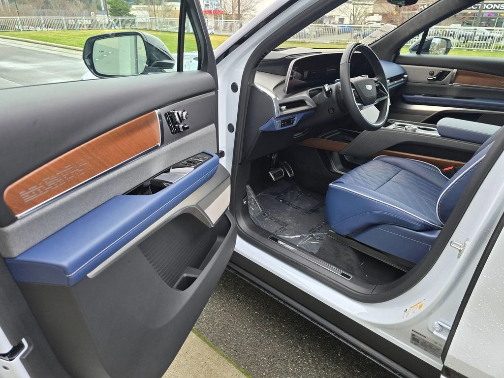 2026 Cadillac VISTIQ Premium Luxury