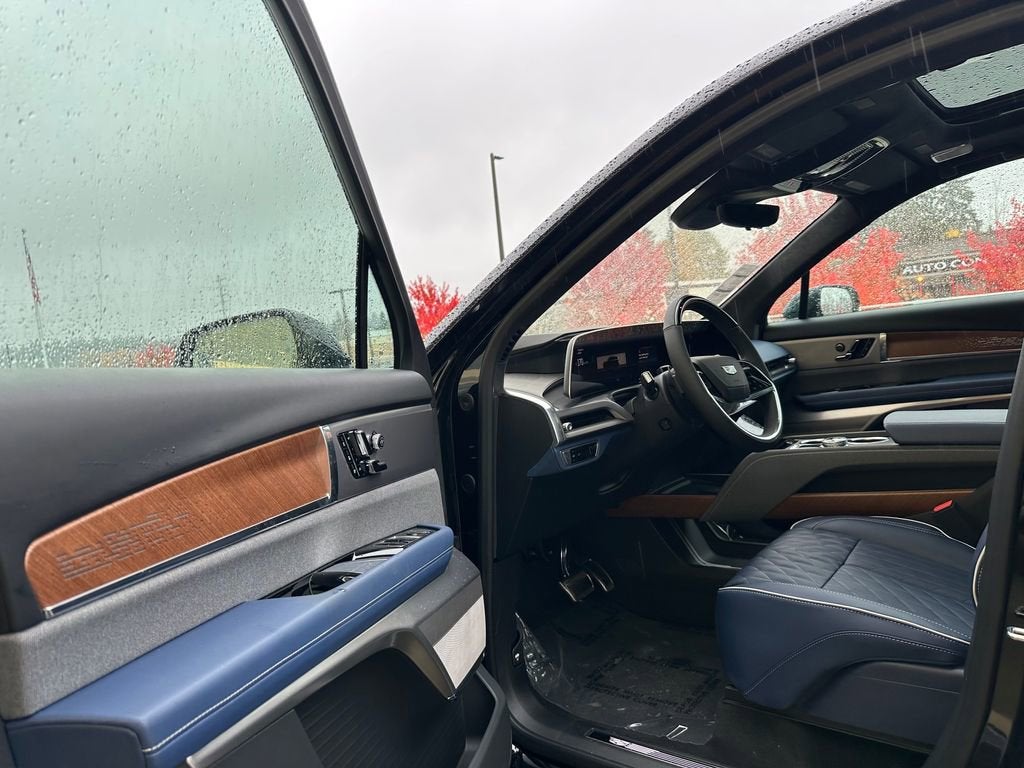 2026 Cadillac VISTIQ Premium Luxury