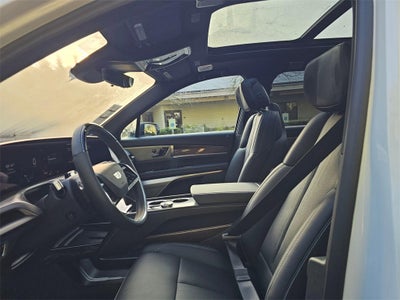 2026 Cadillac VISTIQ Sport