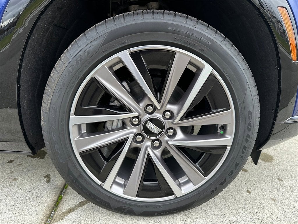 2026 Cadillac VISTIQ Sport