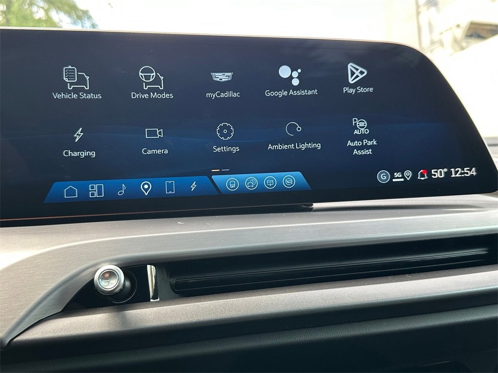 2026 Cadillac VISTIQ Sport