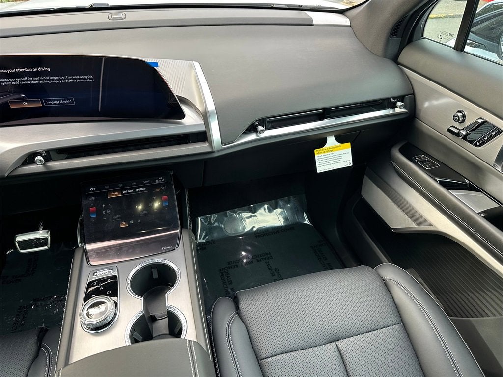 2026 Cadillac VISTIQ Sport