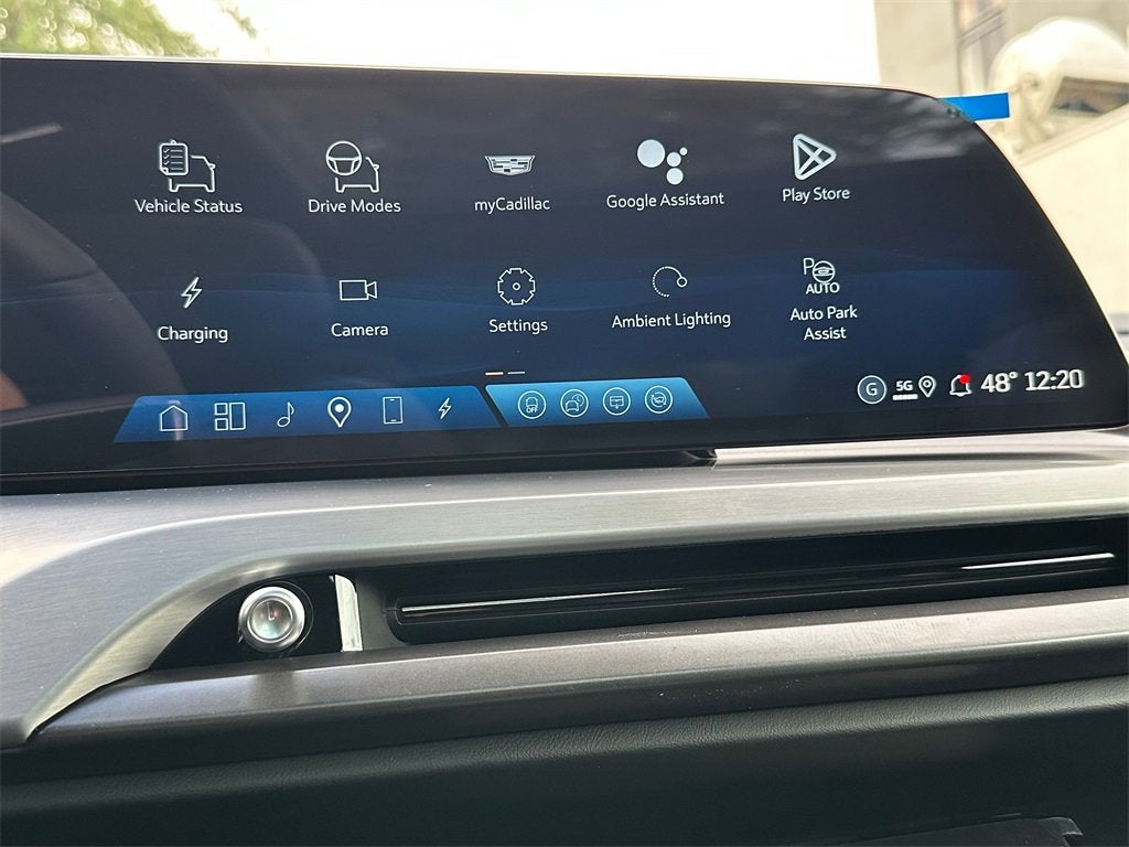 2026 Cadillac VISTIQ Sport