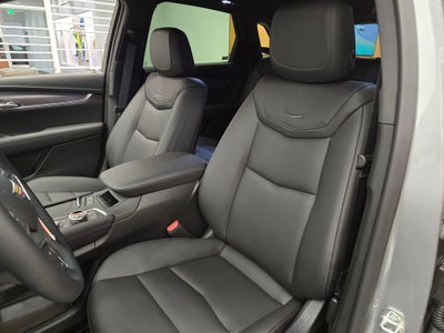 2025 Cadillac XT5 Luxury