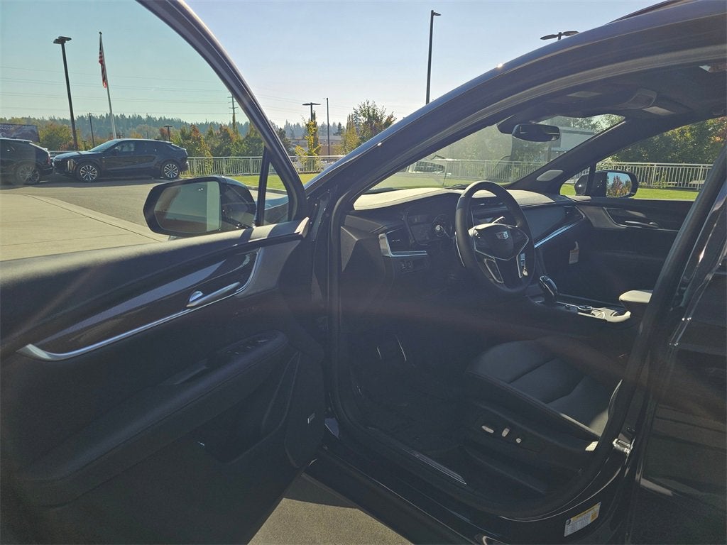 2025 Cadillac XT5 Sport