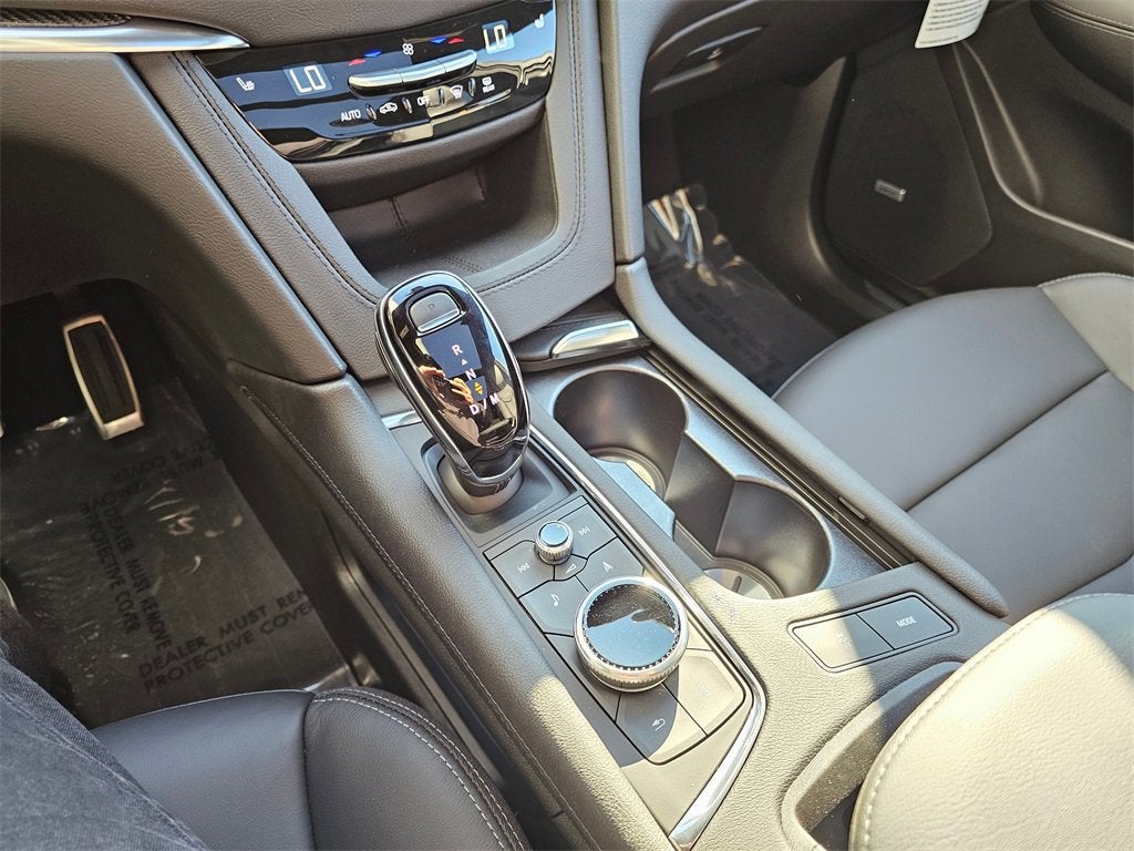 2025 Cadillac XT5 Sport