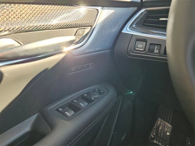 2025 Cadillac XT5 Sport