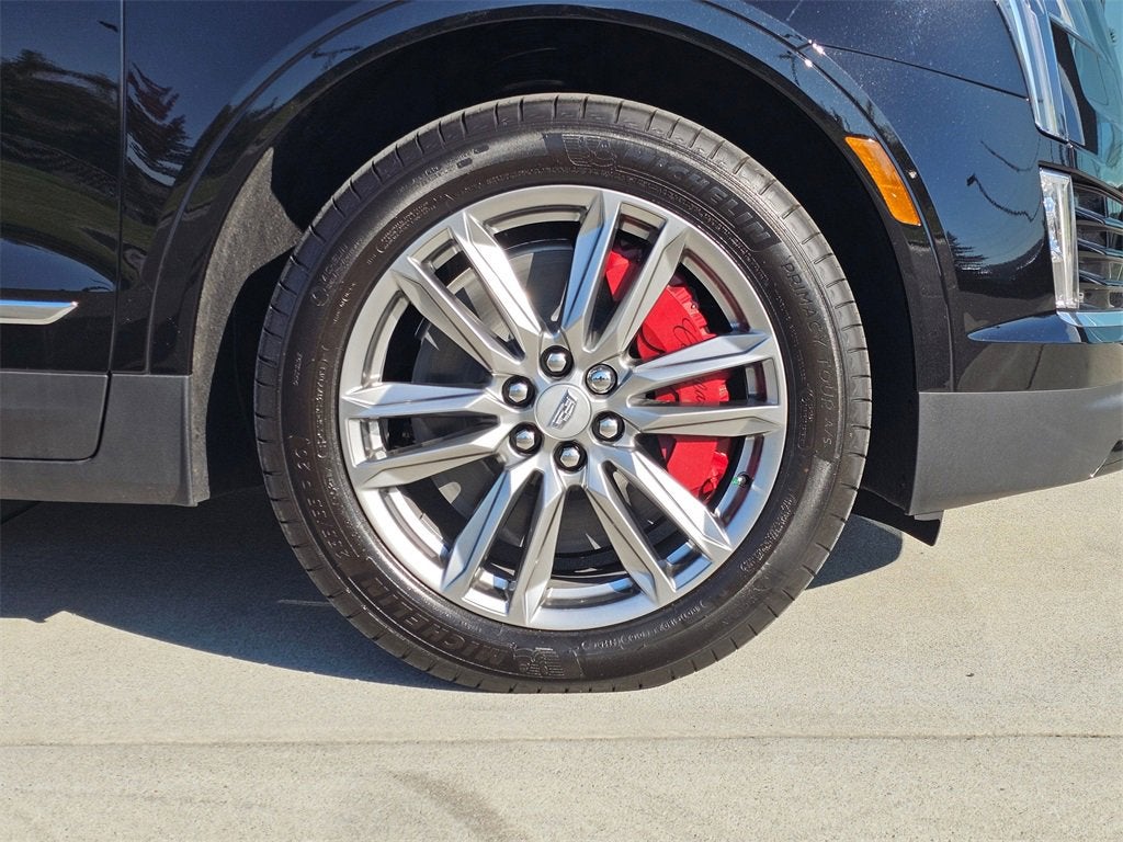 2025 Cadillac XT5 Sport