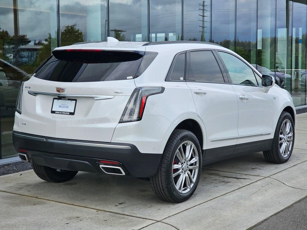 2026 Cadillac XT5 Sport