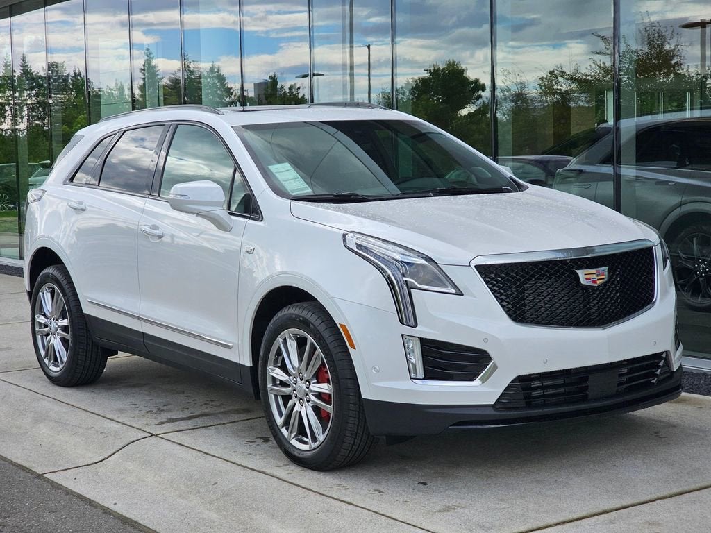 2026 Cadillac XT5 Sport