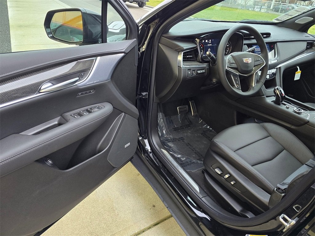 2026 Cadillac XT5 Sport