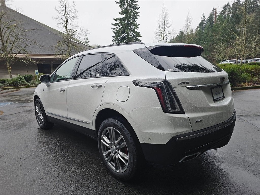 2026 Cadillac XT5 Sport