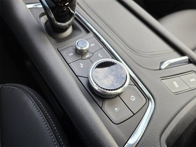 2025 Cadillac XT6 Luxury