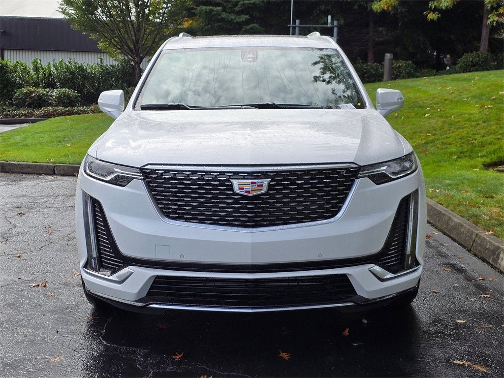 2025 Cadillac XT6 Luxury