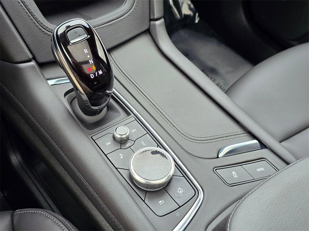 2025 Cadillac XT6 Luxury