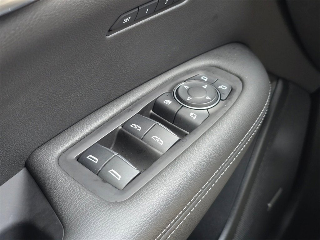 2025 Cadillac XT6 Luxury