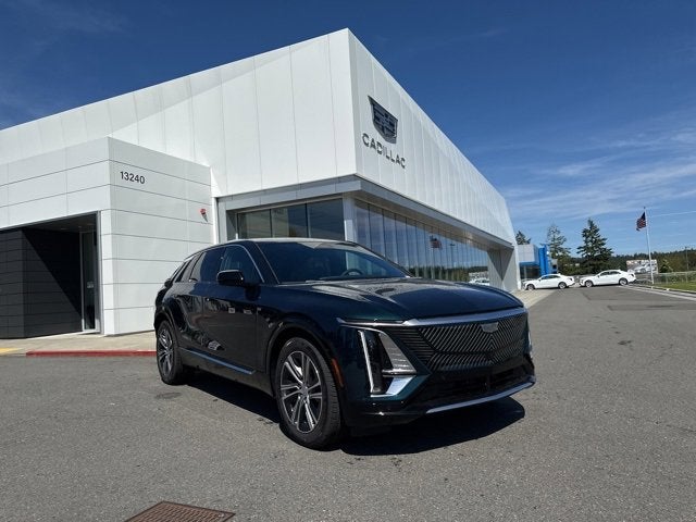 2025 Cadillac LYRIQ Luxury 1