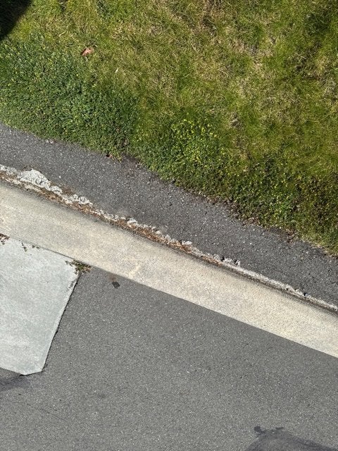 2025 Cadillac LYRIQ Luxury 1