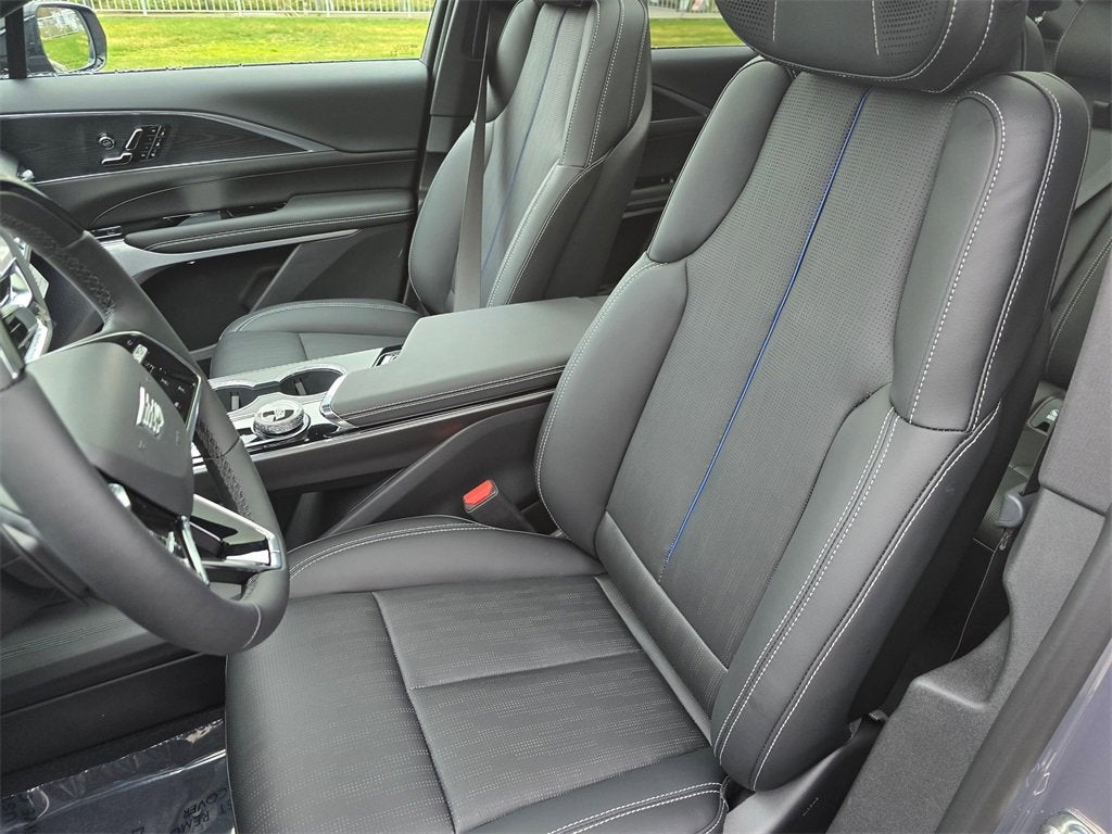 2026 Cadillac LYRIQ Premium Luxury