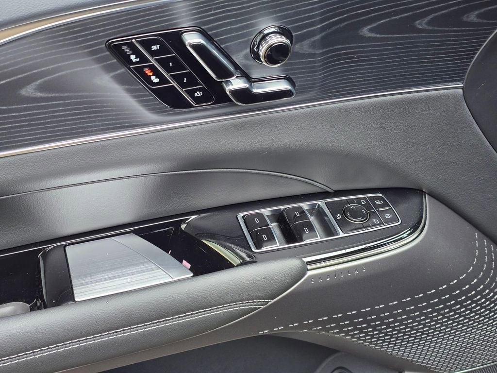 2026 Cadillac LYRIQ Sport