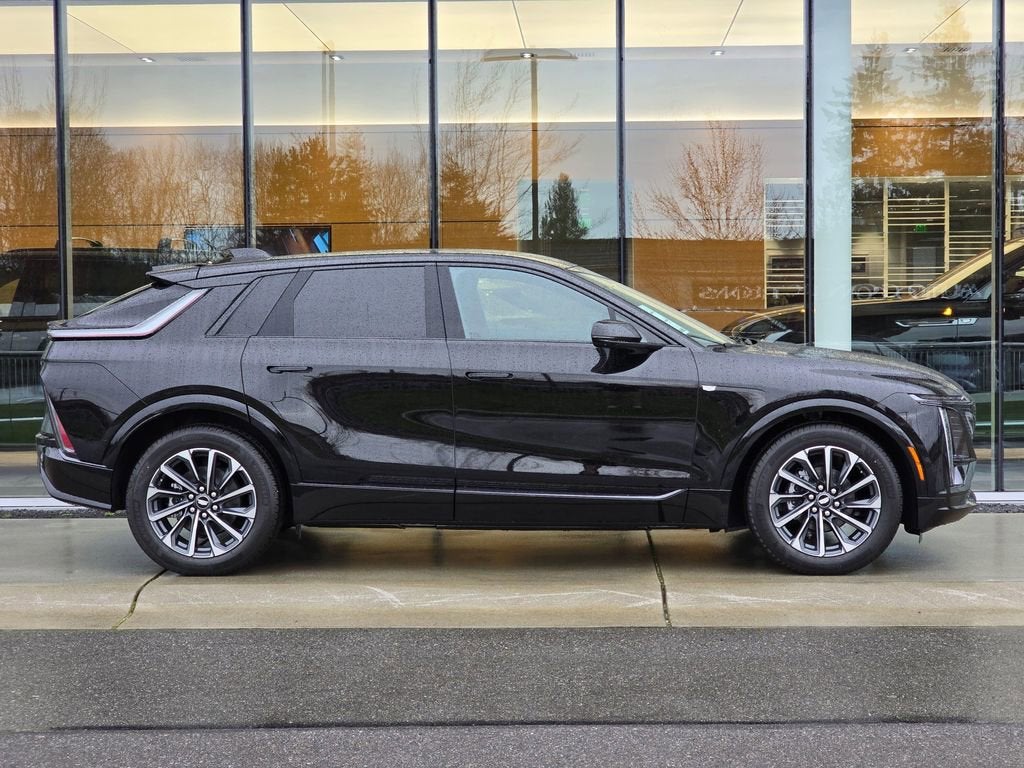 2026 Cadillac LYRIQ Sport