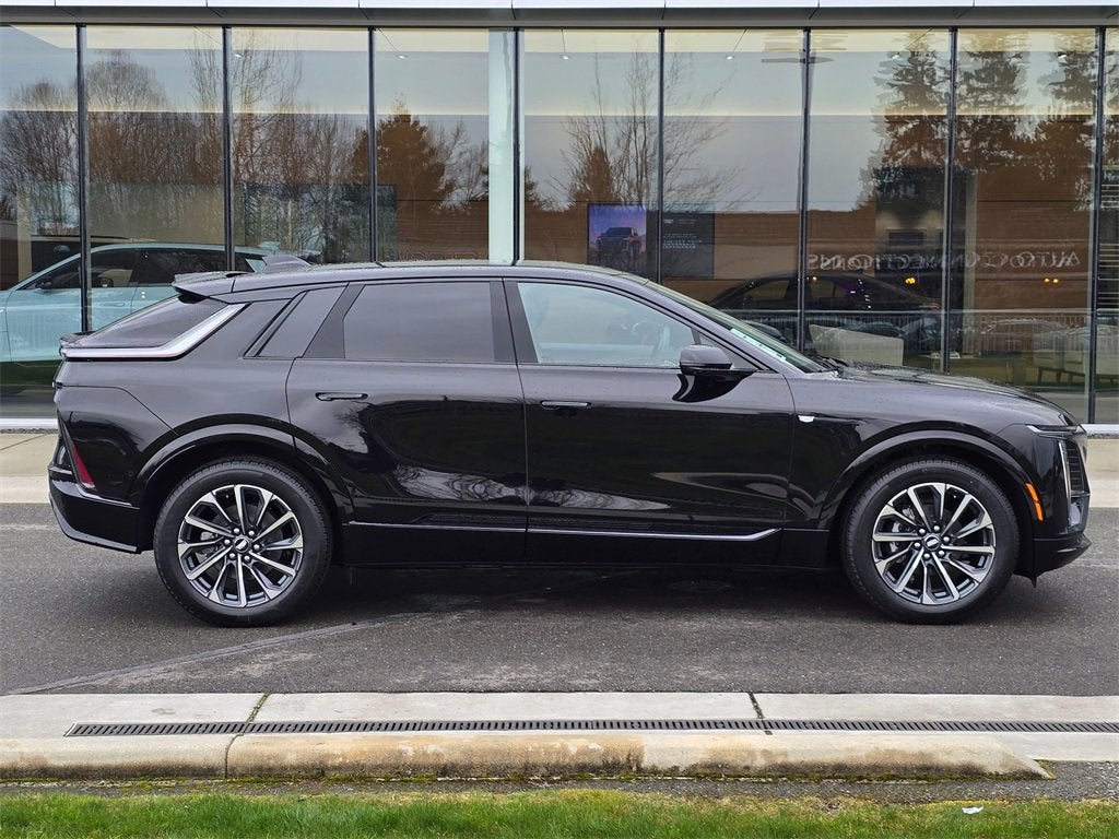 2026 Cadillac LYRIQ Sport