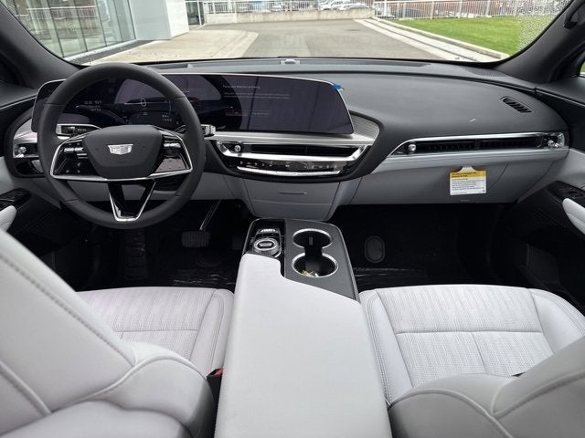 2025 Cadillac LYRIQ Sport 1