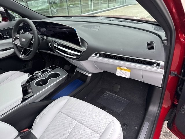 2025 Cadillac LYRIQ Sport 1