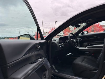 2025 Cadillac LYRIQ Sport 2