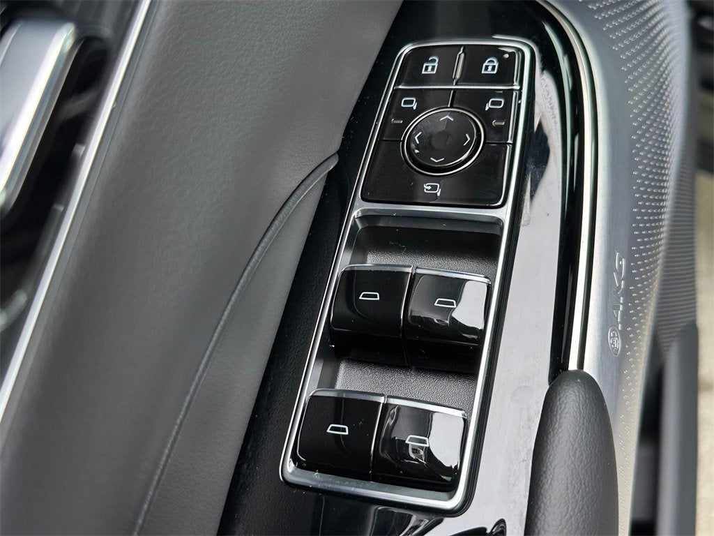 2025 Cadillac LYRIQ Sport 2