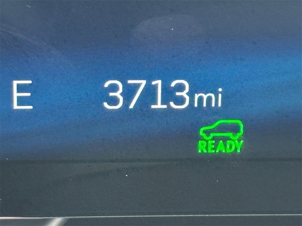 2025 Cadillac LYRIQ Sport 2