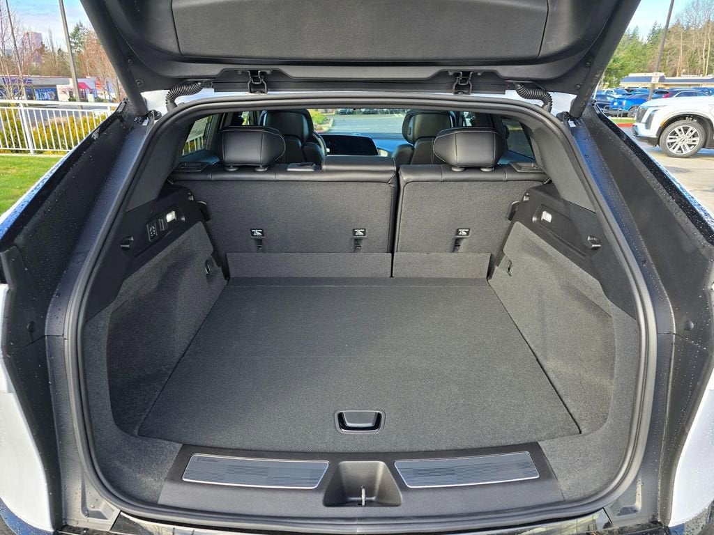 2026 Cadillac LYRIQ Premium Sport