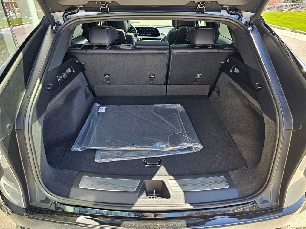 2026 Cadillac LYRIQ Premium Sport