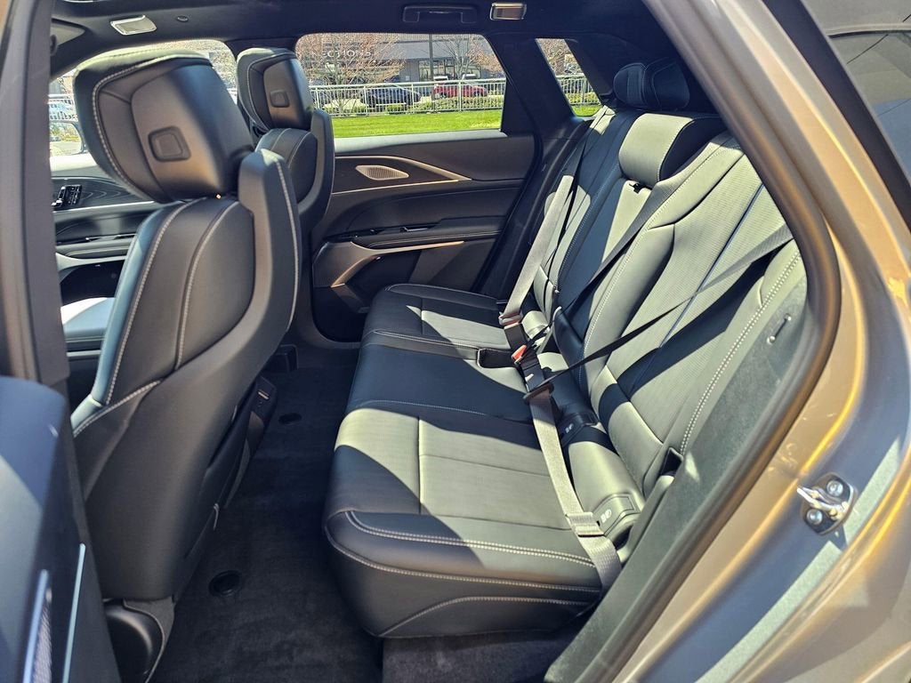 2026 Cadillac LYRIQ Premium Sport