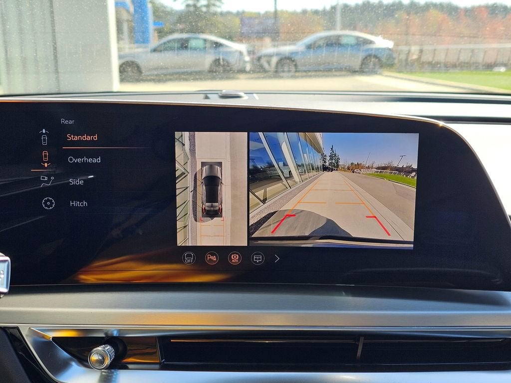 2026 Cadillac LYRIQ Premium Sport