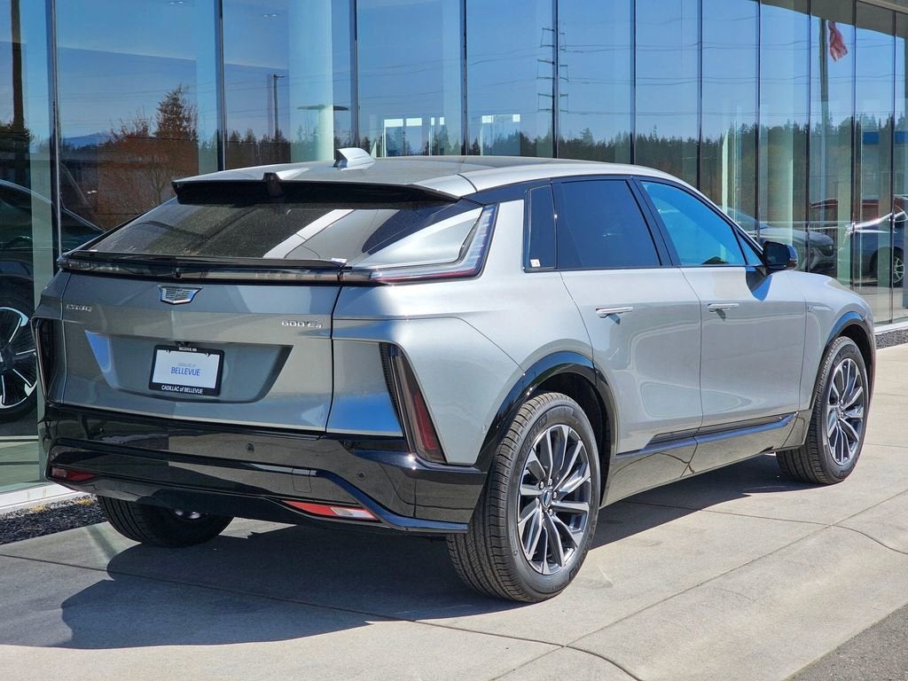 2026 Cadillac LYRIQ Premium Sport