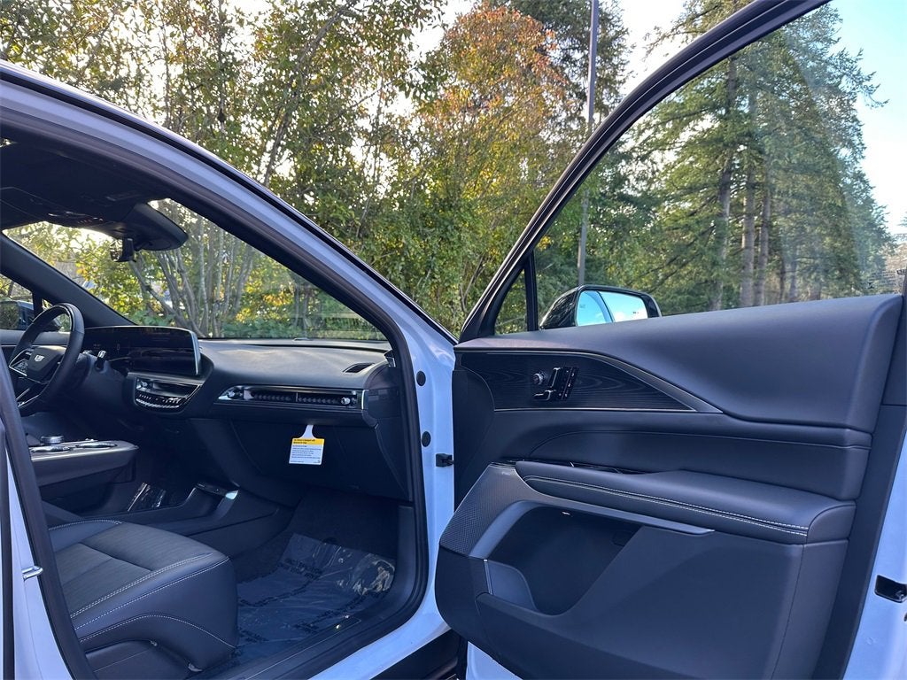 2026 Cadillac LYRIQ Premium Sport