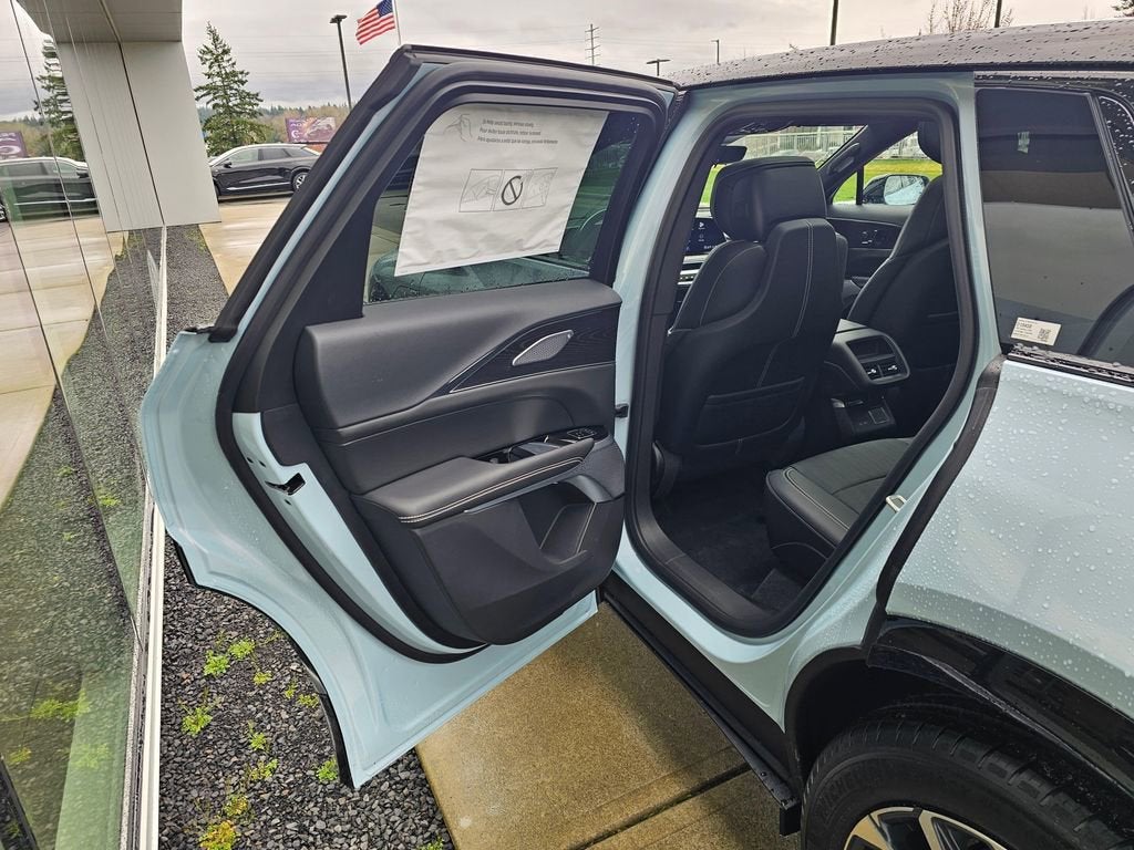 2026 Cadillac LYRIQ Premium Sport