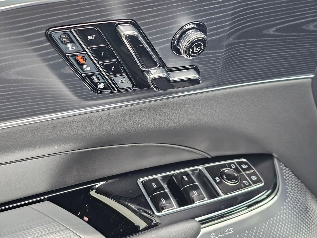 2026 Cadillac LYRIQ Premium Sport