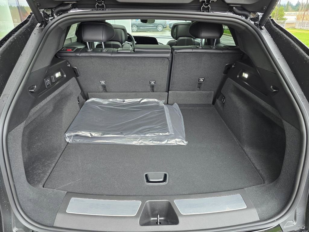 2026 Cadillac LYRIQ Premium Sport