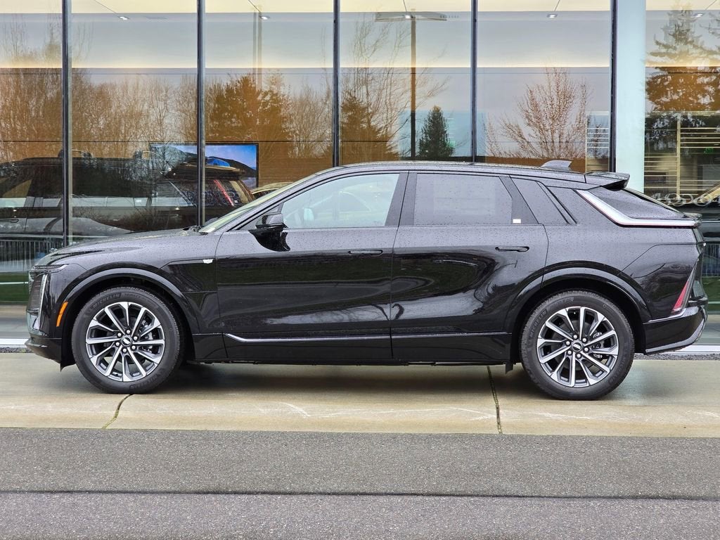 2026 Cadillac LYRIQ Premium Sport